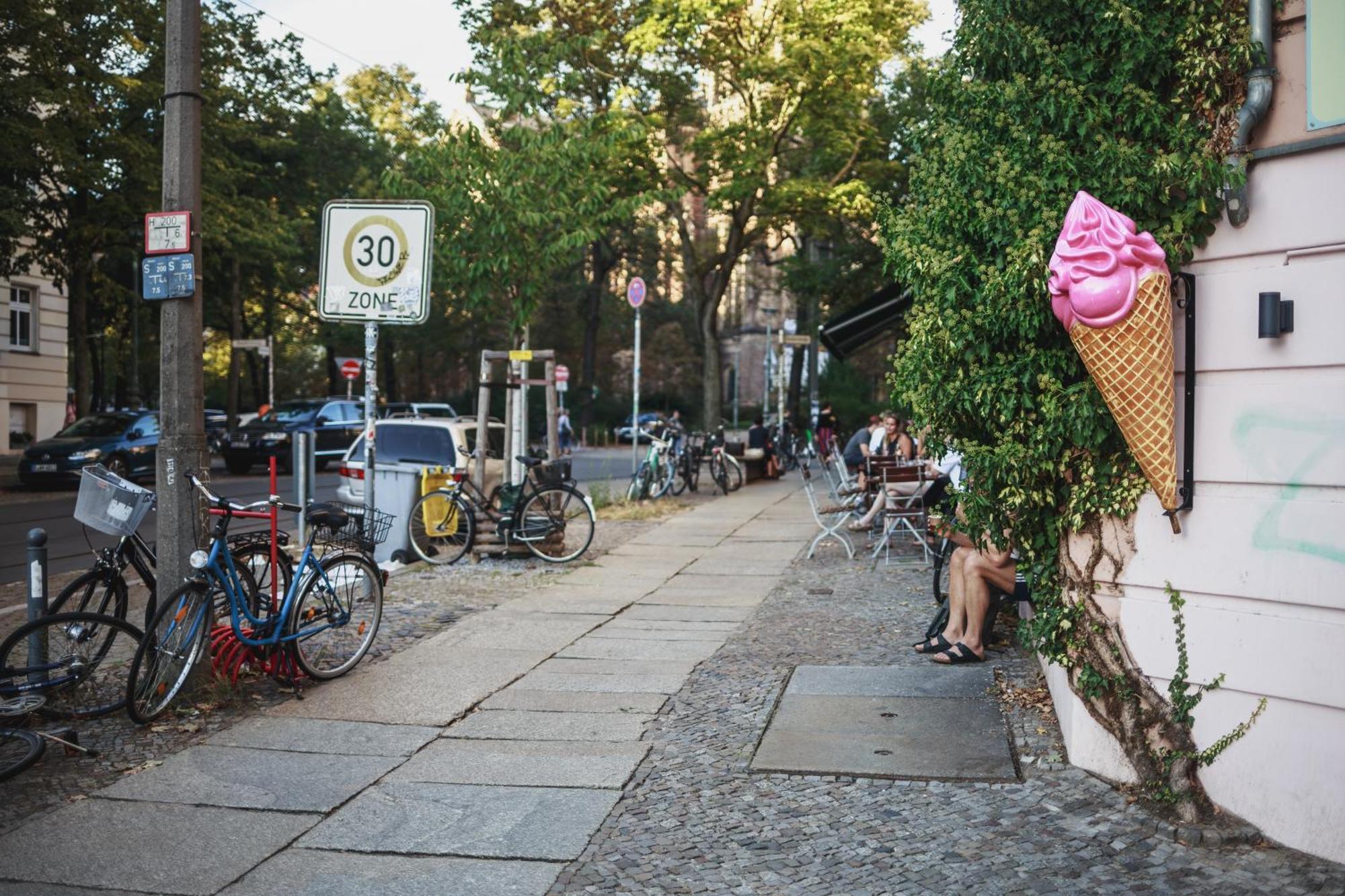 The Circus Hostel Berlin Bagian luar foto