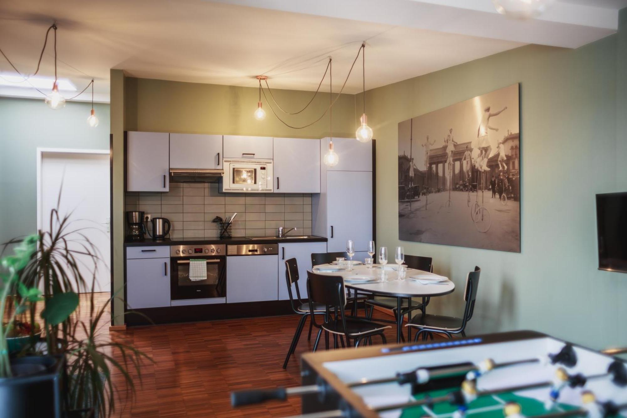 The Circus Hostel Berlin Bagian luar foto